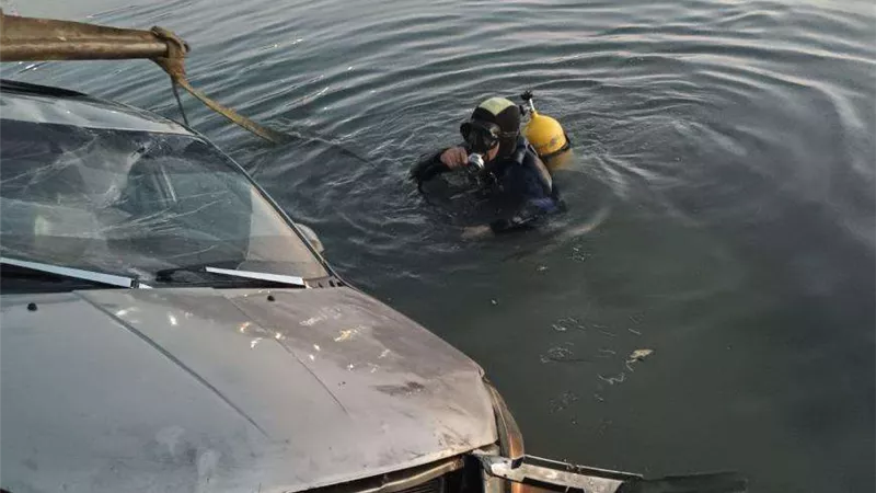 ضحايا جديدة في حادث سقوط حافلة ركاب في نهر بأسبانيا