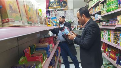 صحة الإسماعيلية تشن حملات مكثفة علي المنشآت الغذائية