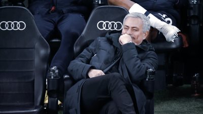 مورينيو يستقر على التعاقد مع مهاجم عربي ليشكل ثنائيا مميزا مع كين