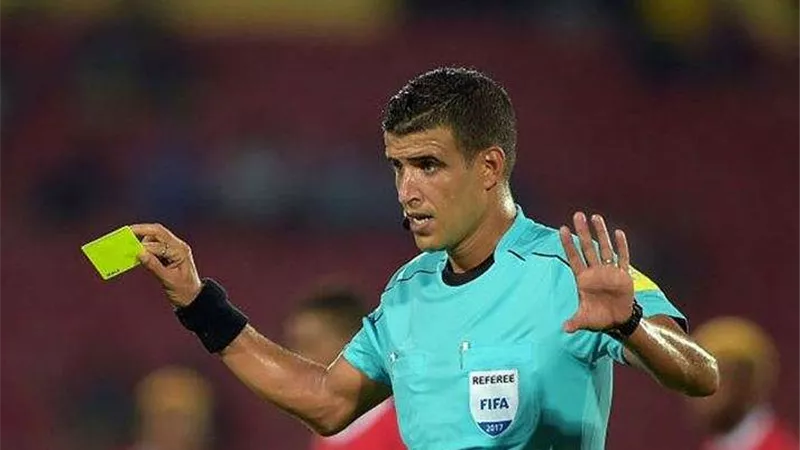 الجزائري مهدي عبيد يعلن اعتزاله التحكيم بعد مباراة اليوم
