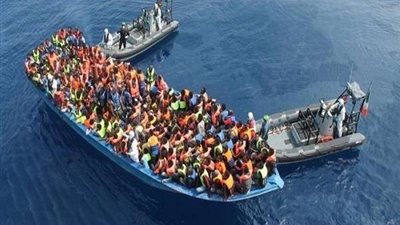 غرق 4 مهاجرين وإنقاذ 5 آخرين إثر انقلاب مركبهم قبالة سواحل الجزائر