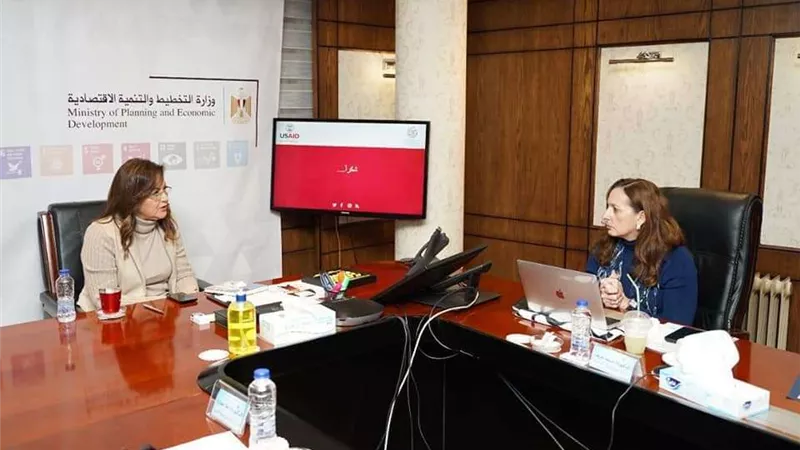 وزيرة التخطيط تتابع الموقف التنفيذي لخطة إعداد المؤشر الوطني للحوكمة
