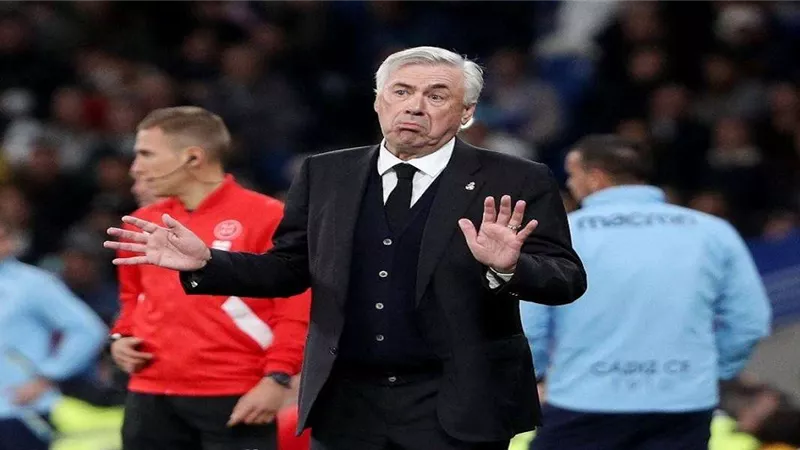 أنشيلوتي يعلن عن موقفه من تدريب منتخب البرازيل