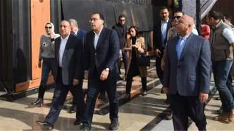 رئيس الوزراء: مستمرون بقوة فى كل إجراء يتيح تيسير الاستثمار