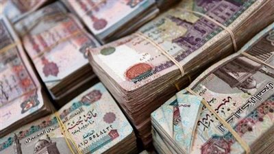 بتهمة الاختلاس.. حبس موظفة شركة سياحية بالقاهرة