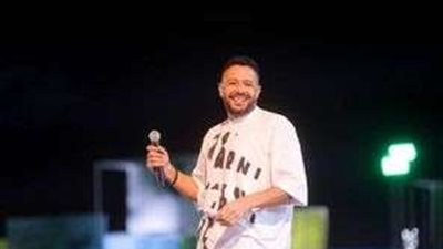 بالفيديو.. حماقي يكشف عن رسالة الكينج له