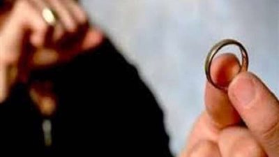 لن يتخيله أحد.. سيدة ترفع دعوى خلع ضد زوجها ويهددها بالانتحار
