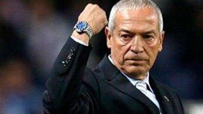 فيريرا  يقرر العودة غداًُ إلى القاهرة بعد الخسارة من أسوان في الدوري