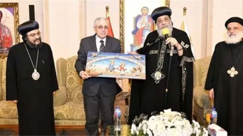 البابا تواضروس يستقبل وفد نادي القضاة بالإسكندرية