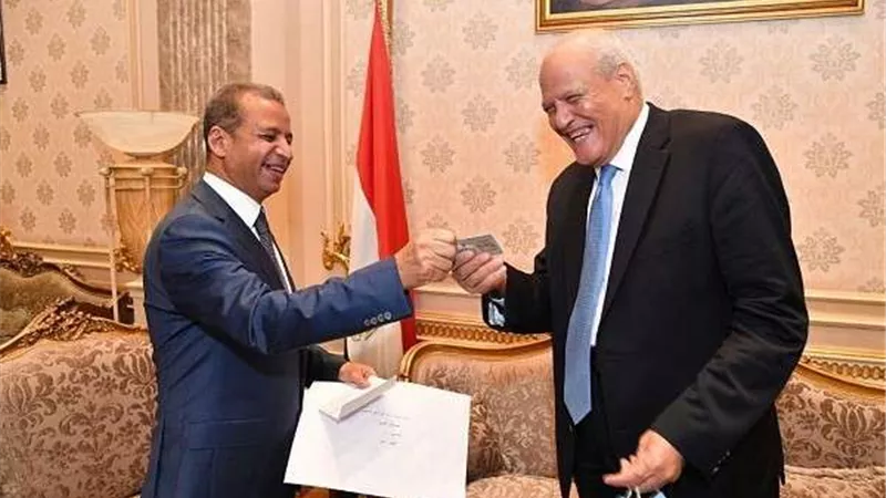 الأمين المساعد لـ 