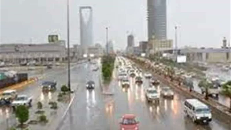 أجواء رعدية.. الأرصاد تكشف خرائط الأمطار خلال الـ72 ساعة المقبلة