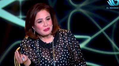 إلهام شاهين تصدم جمهورها بتصريح صادم: ممكن أتجوز شخص غير مسلم.. فيديو