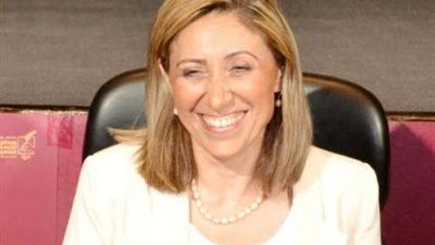 عرض بطولة يسرا.. وزيرة الثقافة تكشف تفاصيل جديدة عن المسرح المدرسي.. فيديو