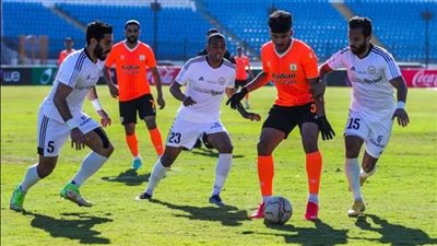 الشوط الأول.. التعادل يسيطر على مباراة فاركو وطلائع الجيش بالدوري المصري