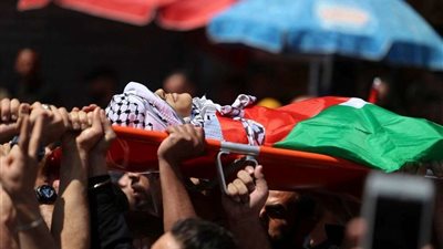 استشهاد طفل فلسطيني برصاصة في رأسة من جانب قوات الاحتلال الإسرائيلي
