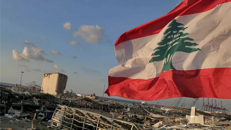 بعد انفجار مرفأ بيروت..فرنسا تحذر من انهيار لبنان