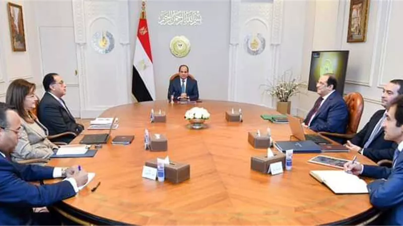 السيسي: تطوير المجتمع السيناوي يمثل قاعدة انطلاق لجهود الدولة.. فيديو