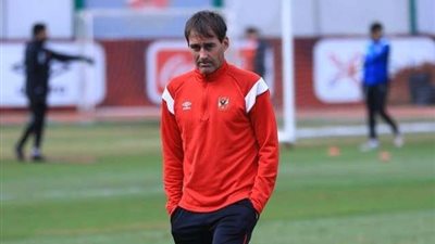 شوبير يفجر مفاجأة عن مدرب الأهلي الجديد بعد رحيل فايلر.. فيديو