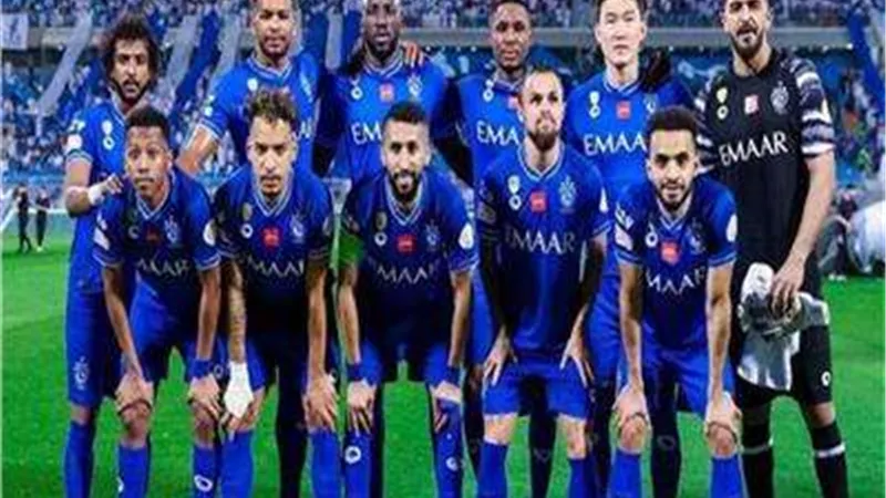 سالم الدوسري يقود هجوم الهلال أمام الاتحاد في الدوري السعودي