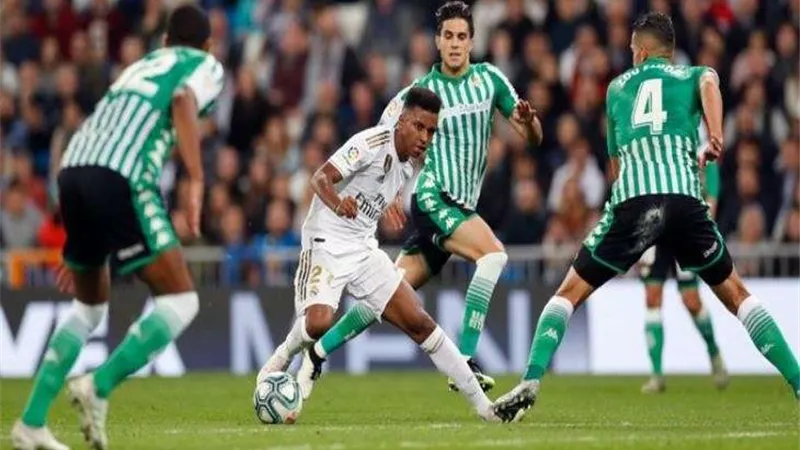 بث مباشر.. مباراة ريال مدريد وبيتيس في الدوري الإسباني