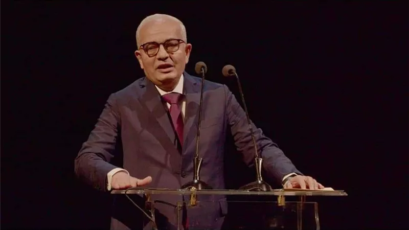 حجازي: المدرسة هي المكان الحقيقي للتعليم والتعلم