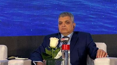 رئيس هيئة قناة السويس يعلق على نجاح عمليات تعويم السفينة جلوري