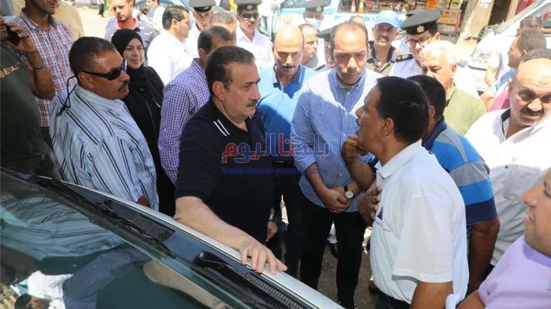 محافظ المنوفية يواصل لقاءاته اليومية بالمواطنين ويوجه بإنهاء ترخيص عداية الصرف الصحي