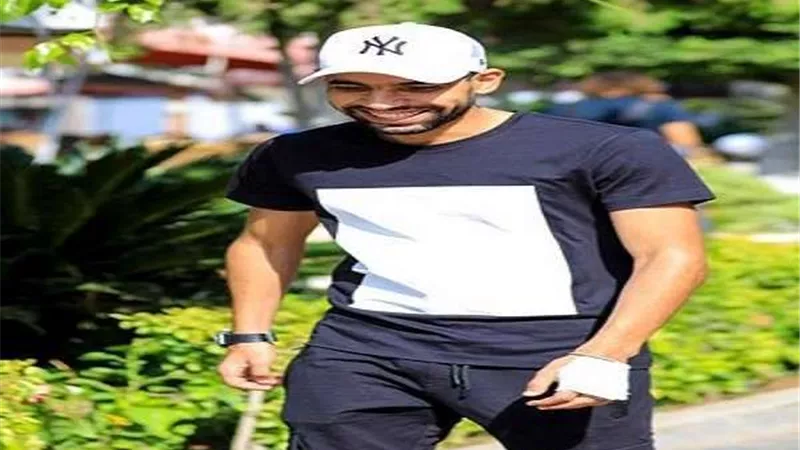 شاهد.. حفيد محمود الخطيب يدعم مؤمن زكريا بهذه الطريقة
