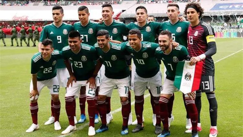 المنتخب المكسيكي يُعلن عن قائمة لاعبيه لوديتي هولندا والجزائر
