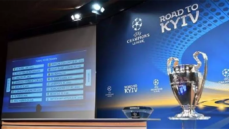 بث مباشر.. قرعة دور المجموعات ببطولة دوري أبطال أوروبا