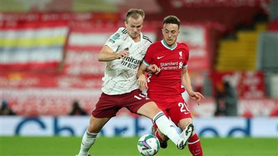 إقصاء ليفربول من الكأس وتأهل توتنهام يسيطران على صحف إنجلترا