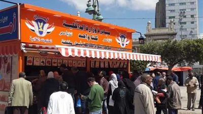 محمد موسى ينفعل على الهواء بسبب اختفاء سلعتي الأرز والسكر: هي بقت ممنوعات؟