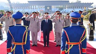 وزير الدفاع وشيخ الأزهر يستقبلان الرئيس السيسي أمام النُصب التذكاري بمدينة نصر