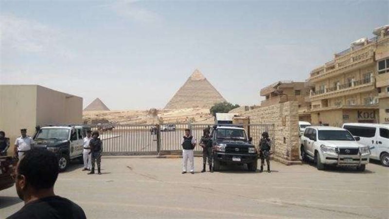 الاهرامات 