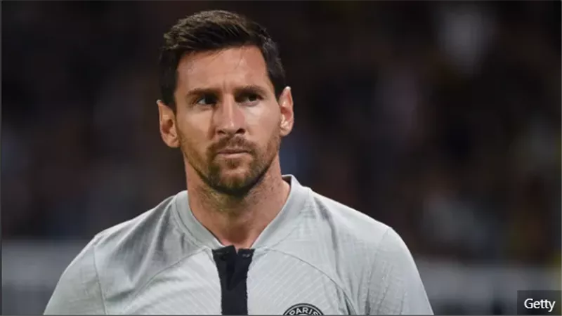 اتحاد جدة يدخل في صراع مع الهلال لضم ليونيل ميسي