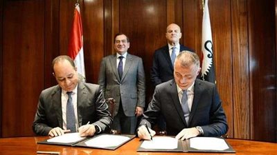 توقيع مذكرة تفاهم لخفض انبعاثات غازات الاحتباس الحرارى بين إيجاس وإينى الإيطالية