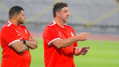 جهاز منتخب مصر يحضر مباراة الزمالك وبيراميدز في كأس مصر