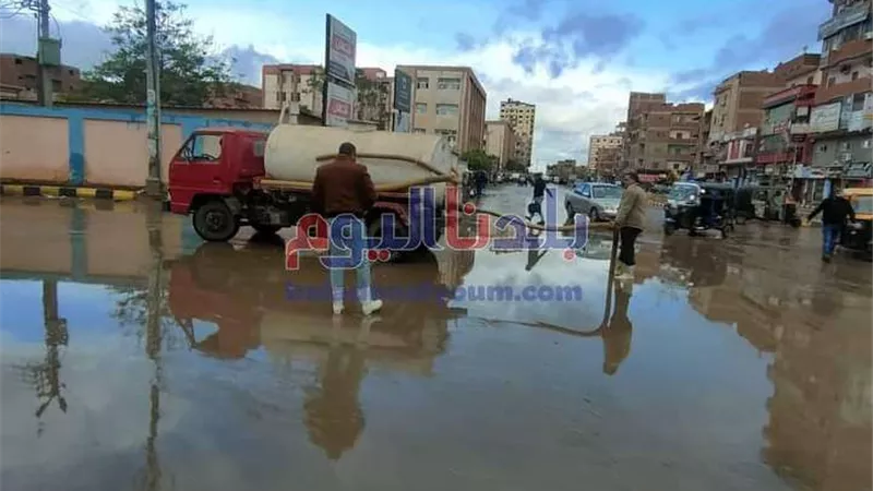 شاهد بالأسكندرية.. بتمطر تلج من 3 أيام  نوة الفيضة الكبرى تضرب البلاد بعنف