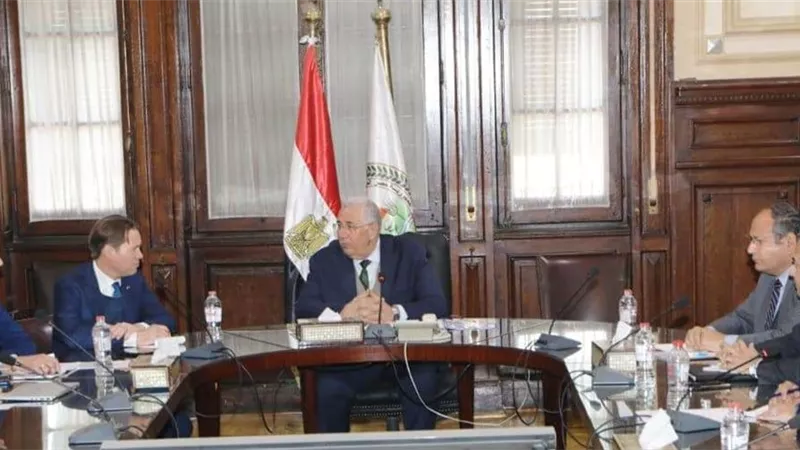 وزير الزراعة يستقبل ممثلي إحدى الشركات الهولندية لبحث التعاون في إنتاج تقاوي الخضر