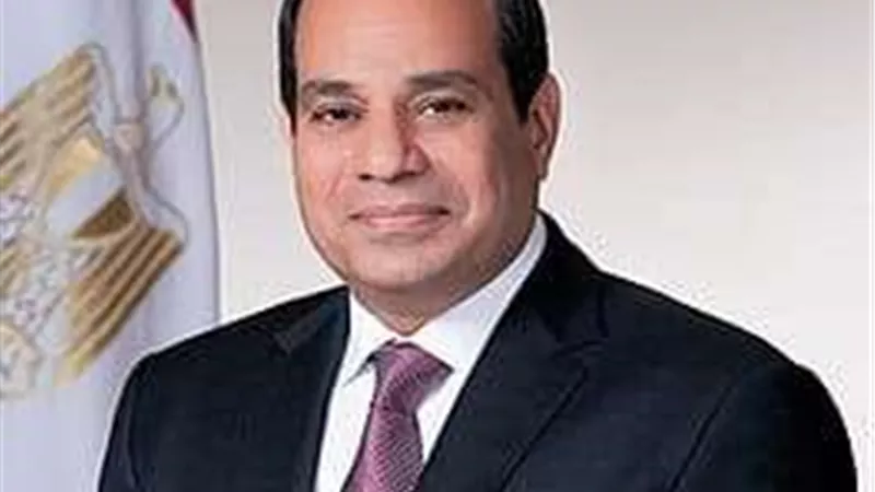 الرئيس السيسي يصل مقر انعقاد 