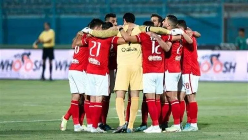 ضربة موجعة لـ كولر.. شوبير يؤكد غياب نجمي الأهلي عن مباراة القمة