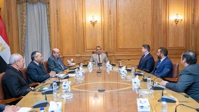 وزير الدولة للإنتاج الحربي يستقبل وفد «نالكو ووتر» الأمريكية