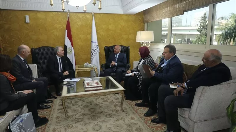 وزير النقل يستقبل المدير العام للاتحاد الدولي للسكك الحديدية (UIC)