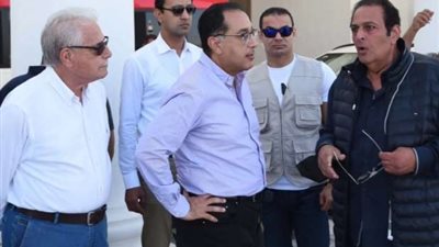 مدبولي يتابع موقف تطبيق منظومة الشحن المسبق