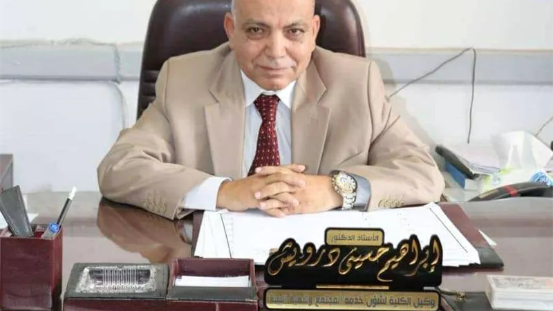 درويش: التوسع في زراعة القطن سيحل أزمة الزيت وينعش صناعة الغزل والنسيج