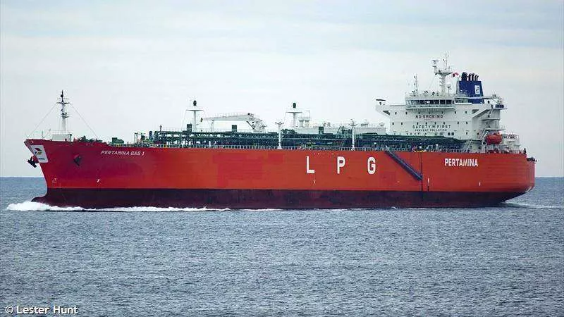 تعديل سقف نسبة البضاعة المسموح بها لناقلات الغاز البترولي المسال “LPG”
