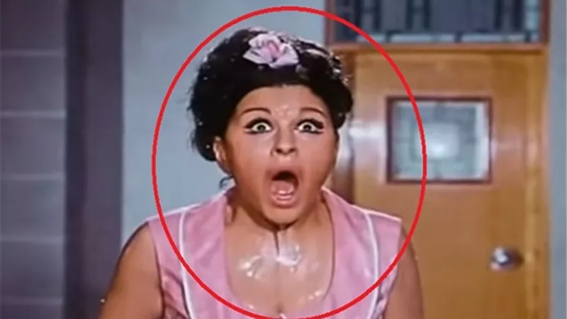 بعد مرور 54 عامًا.. اكتشاف خطأ لسعاد حسني في فيلم 
