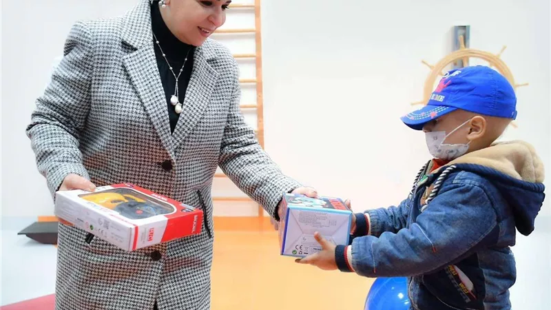 السيدة انتصار السيسى تزور مستشفى الأورمان بالأقصر وتشيد بـ