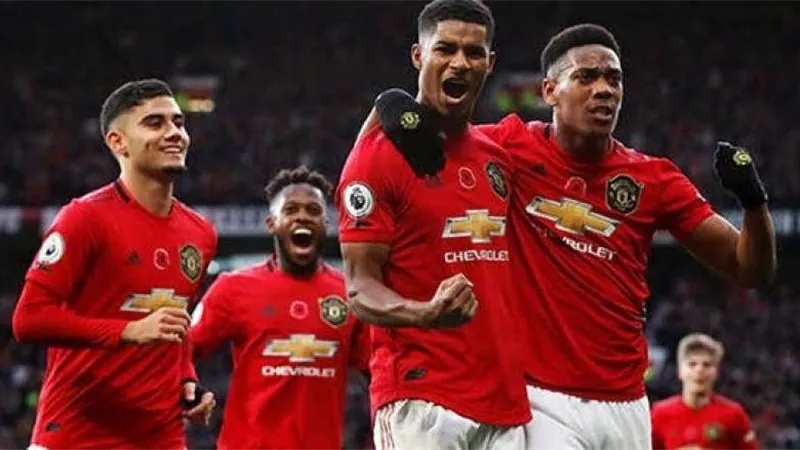 بث مباشر.. مباراة مانشستر يونايتد ونيوكاسل في الدوري الإنجليزي