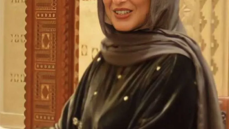 أول ظهور رسمي لزوجة سلطان عُمان.. وهاشتاج 